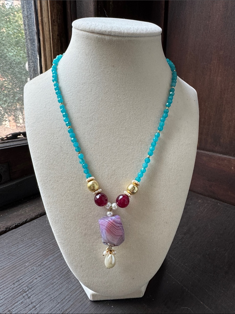 Handcrafted Turquoise Bead Necklace with Purple Agate Pendant